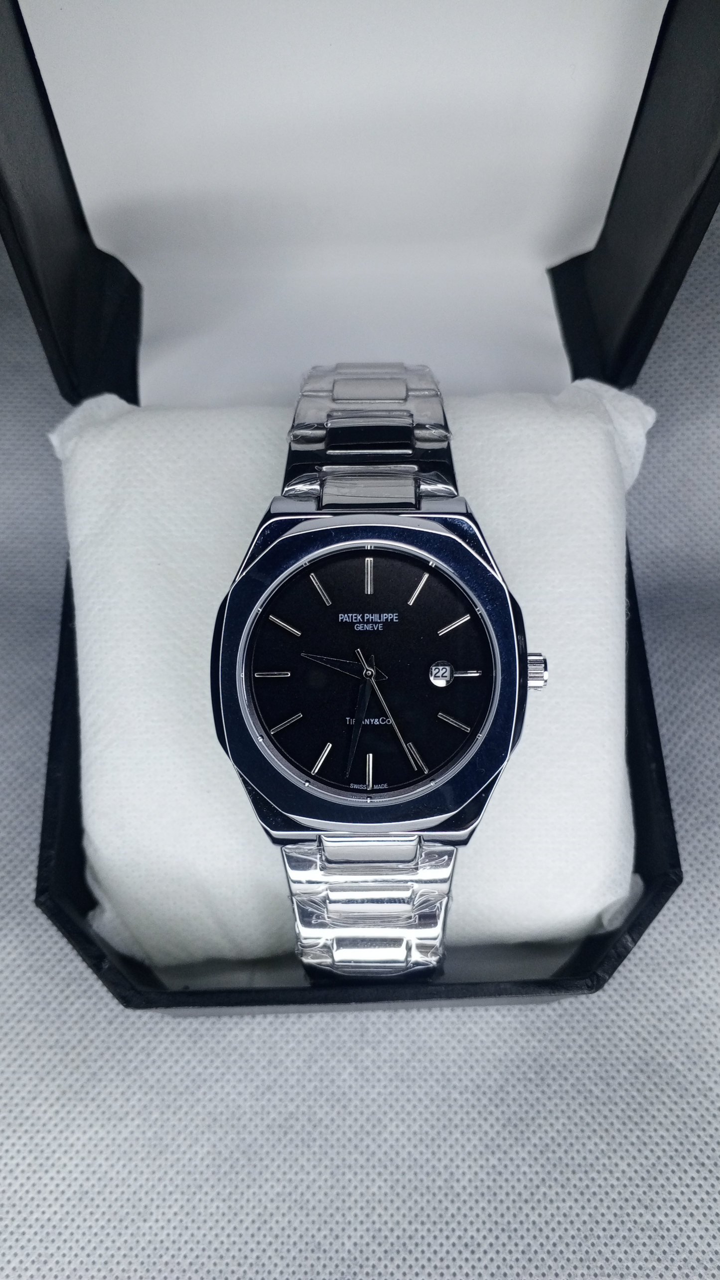 Patek Philippe Luxury Swiss Watch – Timeless Elegance & Precision