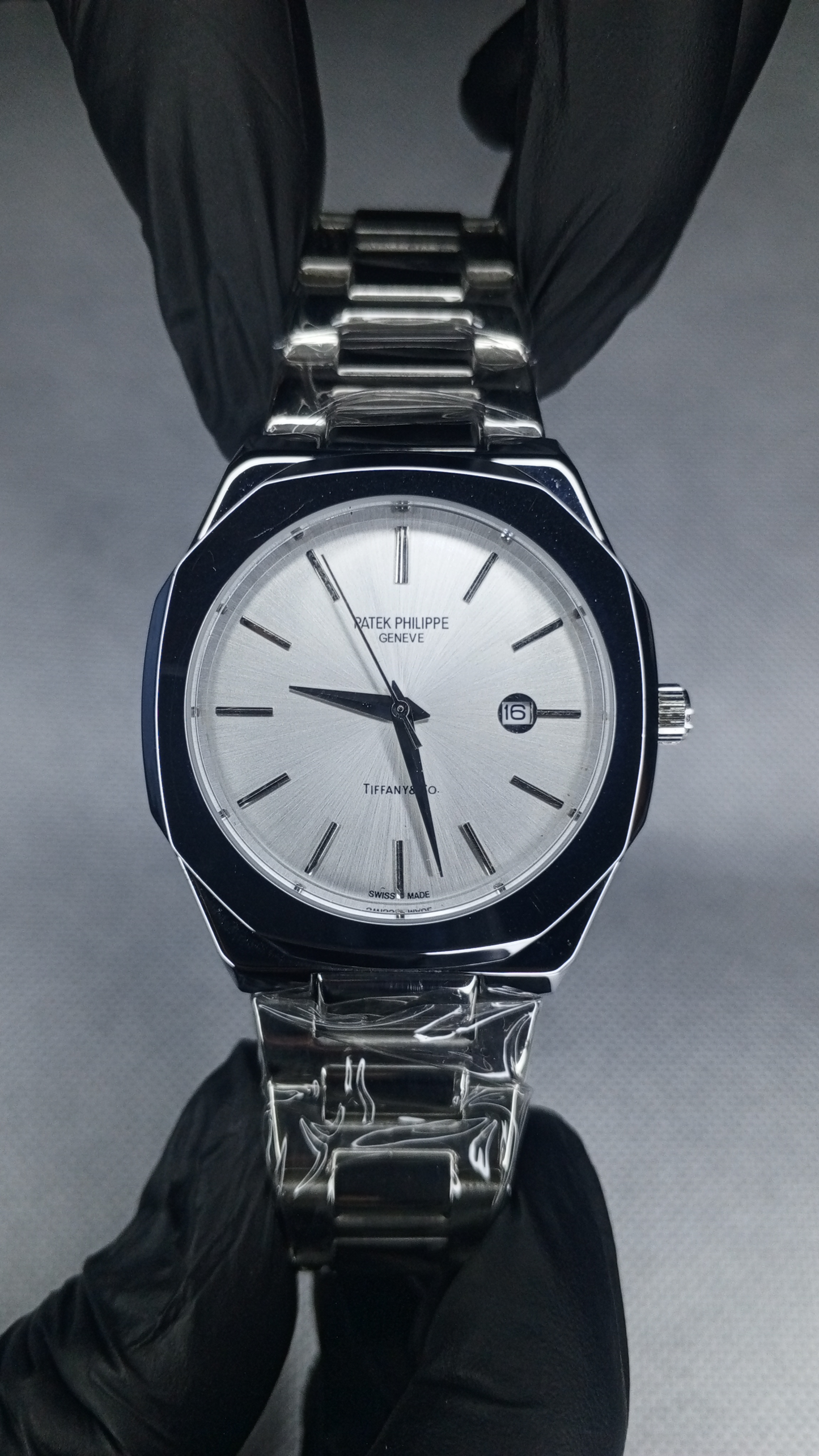 Patek Philippe Luxury Swiss Watch – Timeless Elegance & Precision